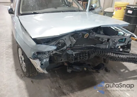 2008 Mercury Grand Marquis Gs from USA, damaged, VIN 2MEFM74V28X615190